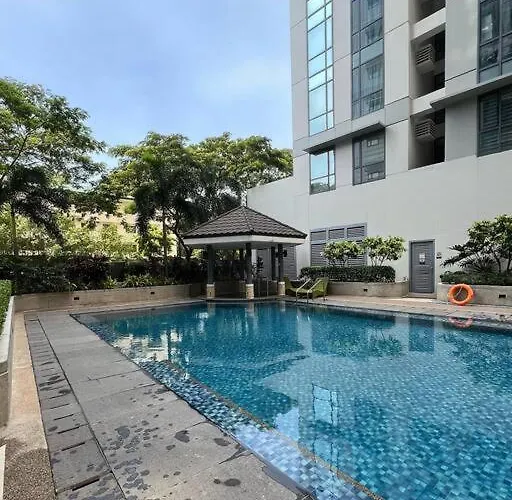 At Viceroy 4 Taguig *